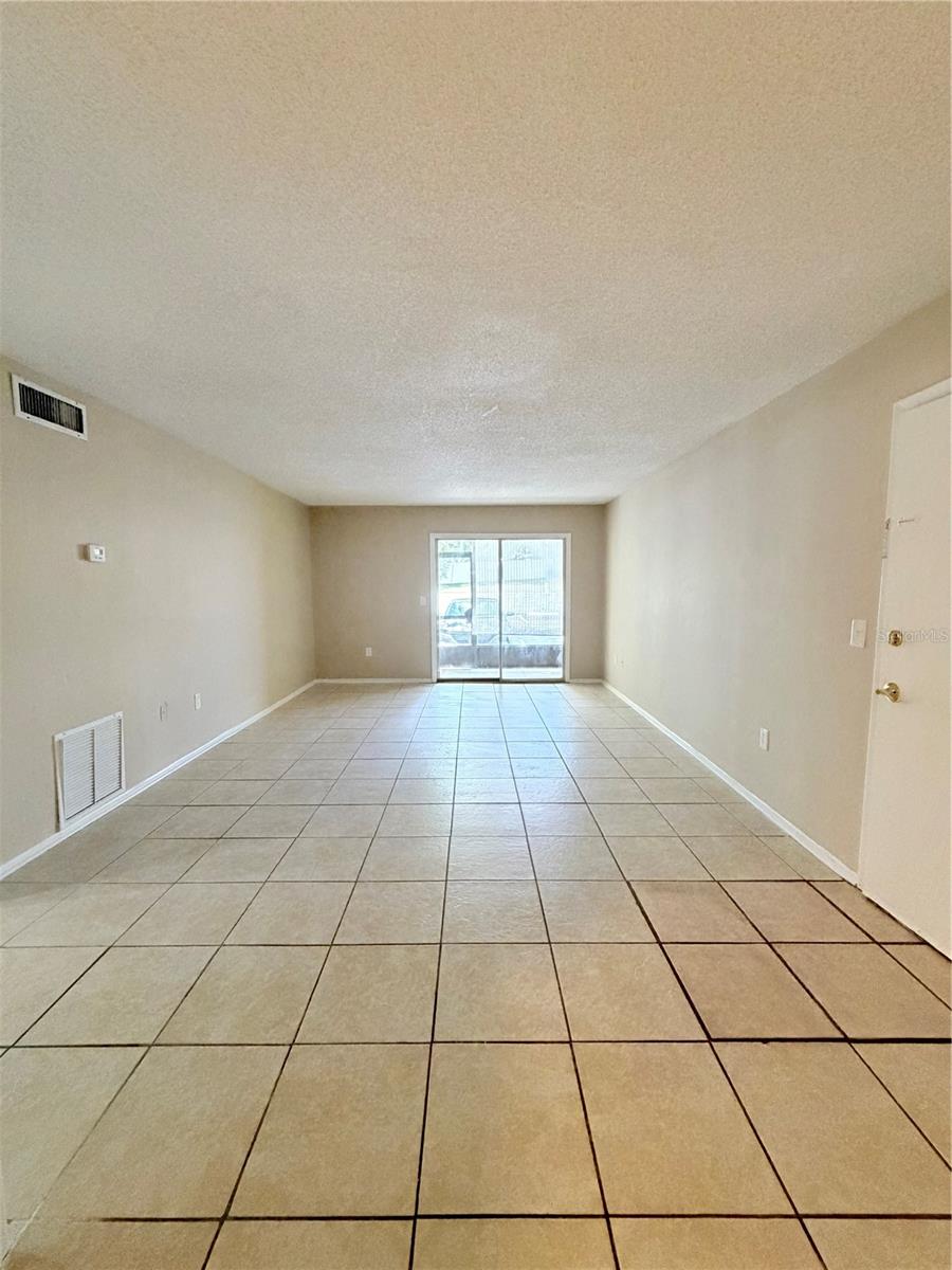 908 LAKE DESTINY RD #B, ALTAMONTE SPRINGS, FL, 32714
