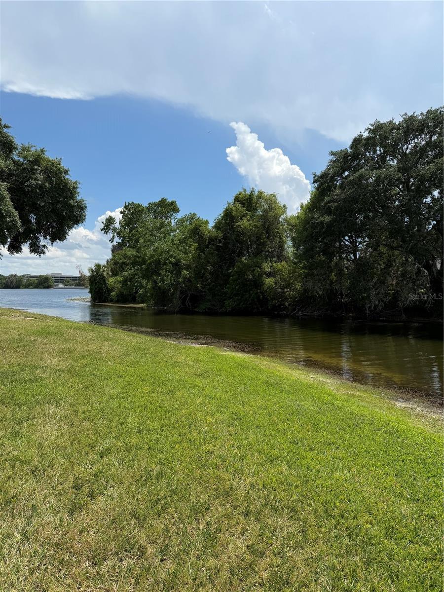 908 LAKE DESTINY RD #B, ALTAMONTE SPRINGS, FL, 32714