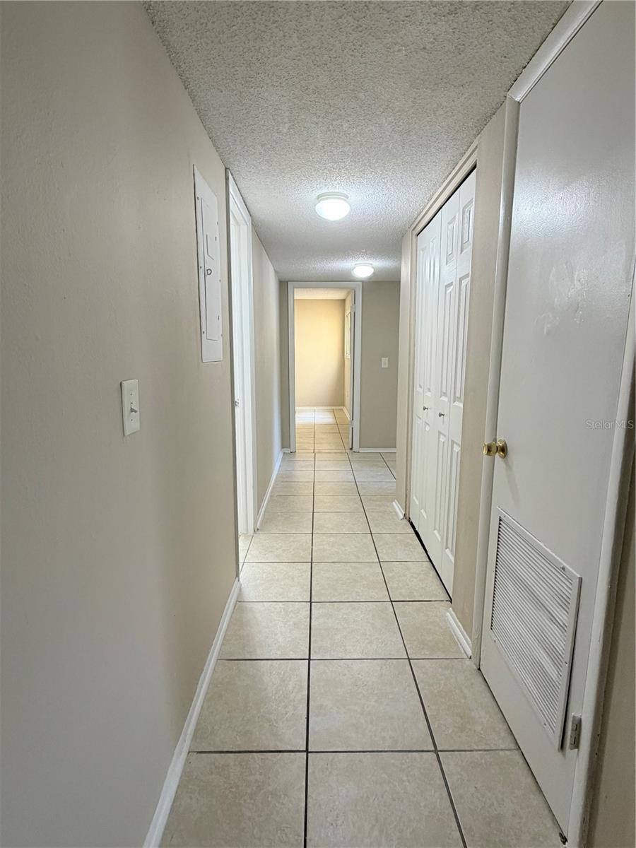 908 LAKE DESTINY RD #B, ALTAMONTE SPRINGS, FL, 32714