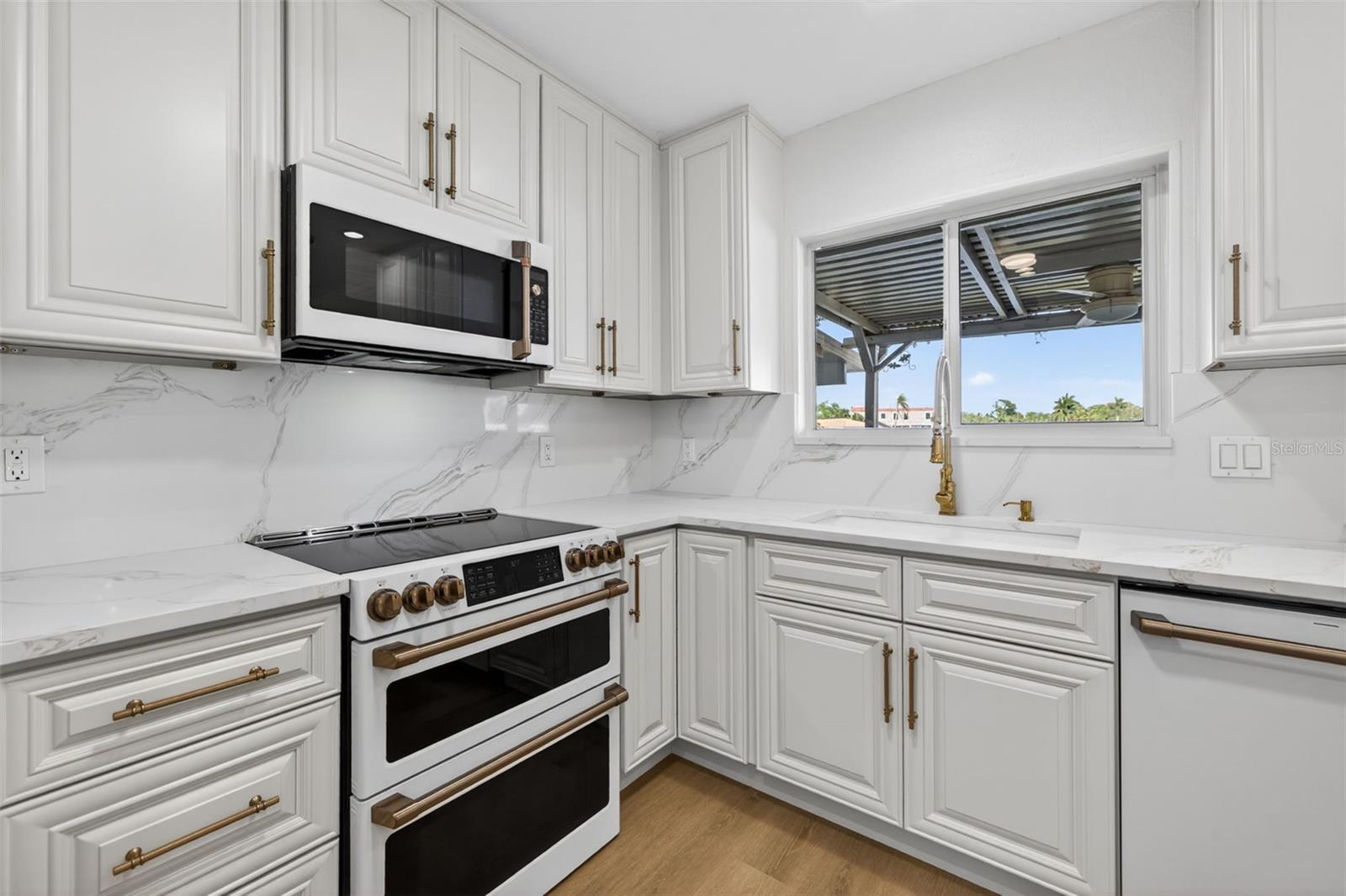 6497 CAPE HATTERAS WAY NE #3, ST PETERSBURG, FL, 33702