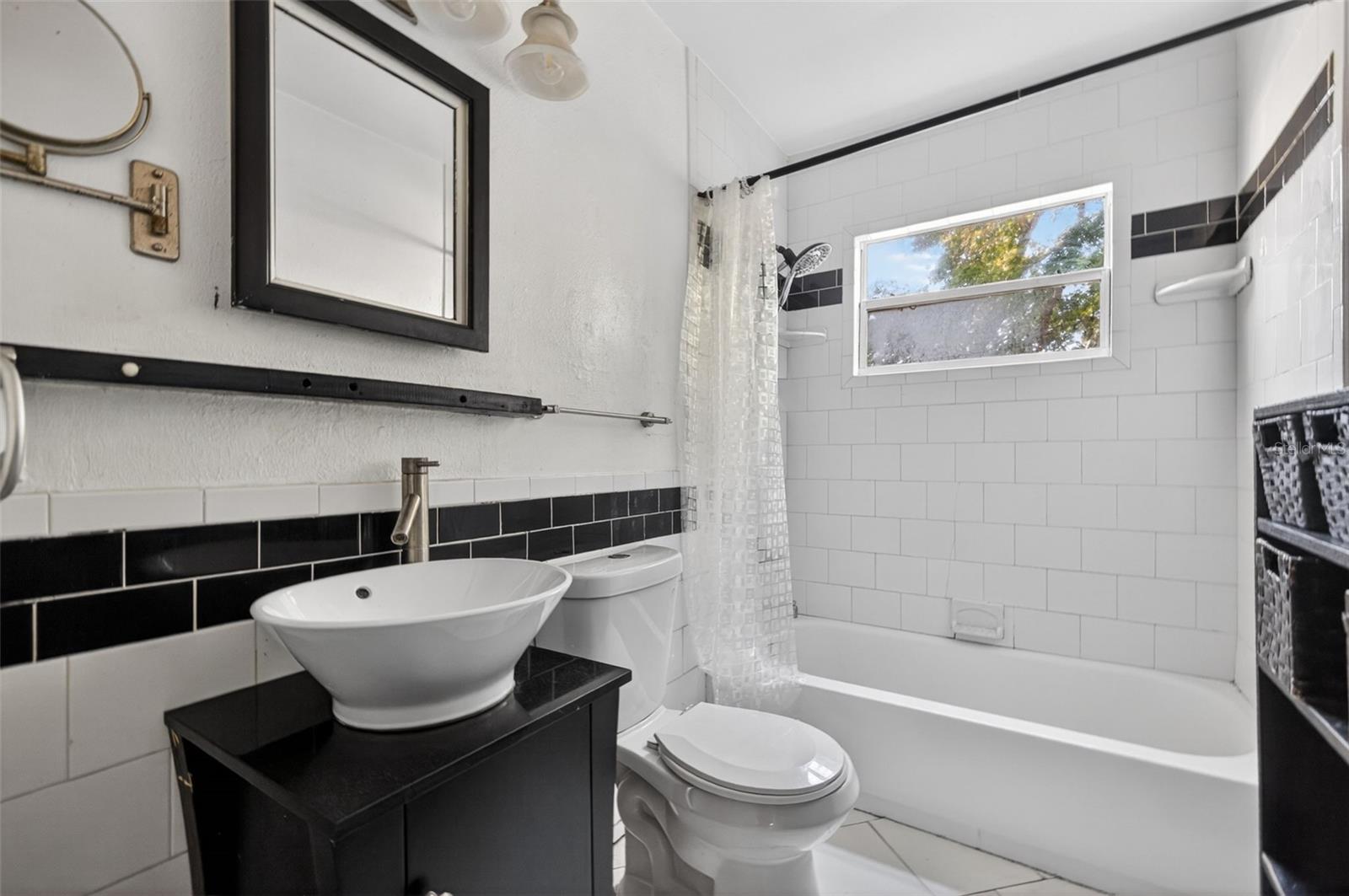 2122 6TH AVE N, ST PETERSBURG, FL, 33713