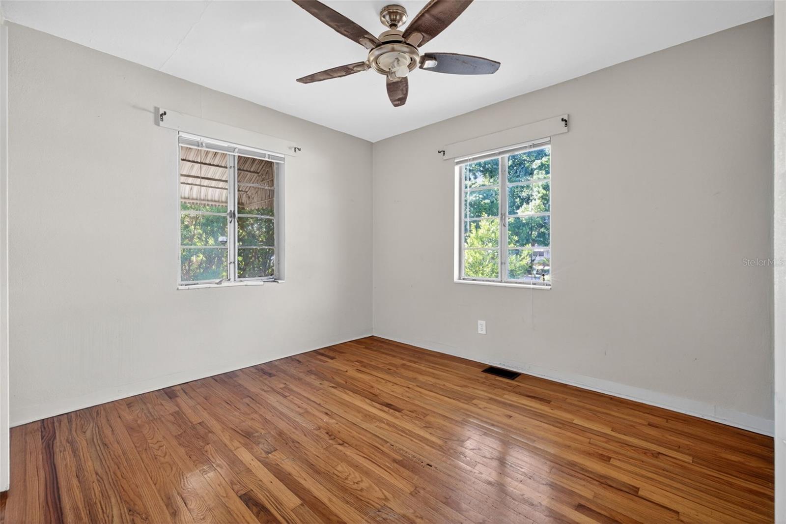 2122 6TH AVE N, ST PETERSBURG, FL, 33713