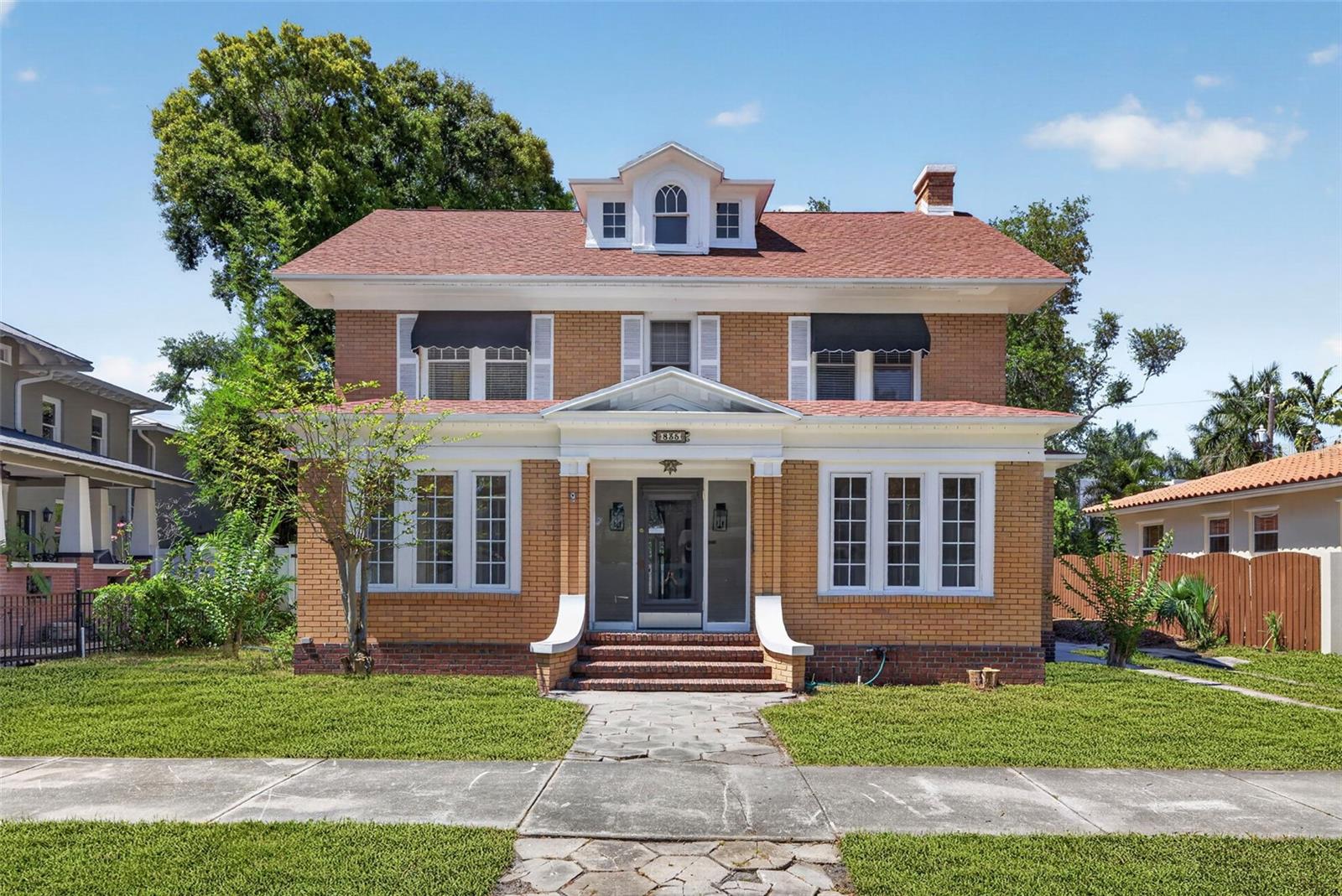 835 16TH AVE NE, ST PETERSBURG, FL, 33704