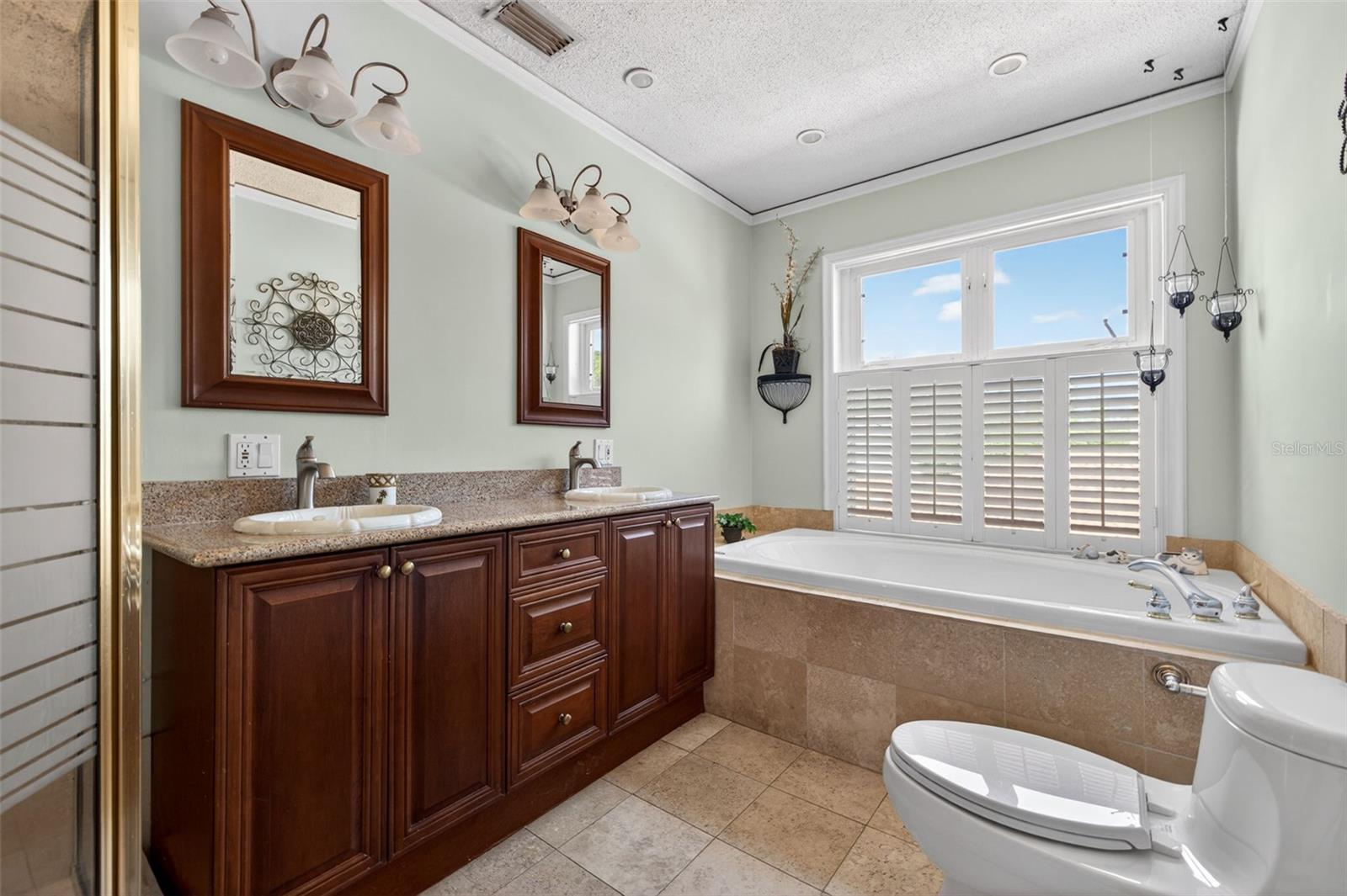 835 16TH AVE NE, ST PETERSBURG, FL, 33704