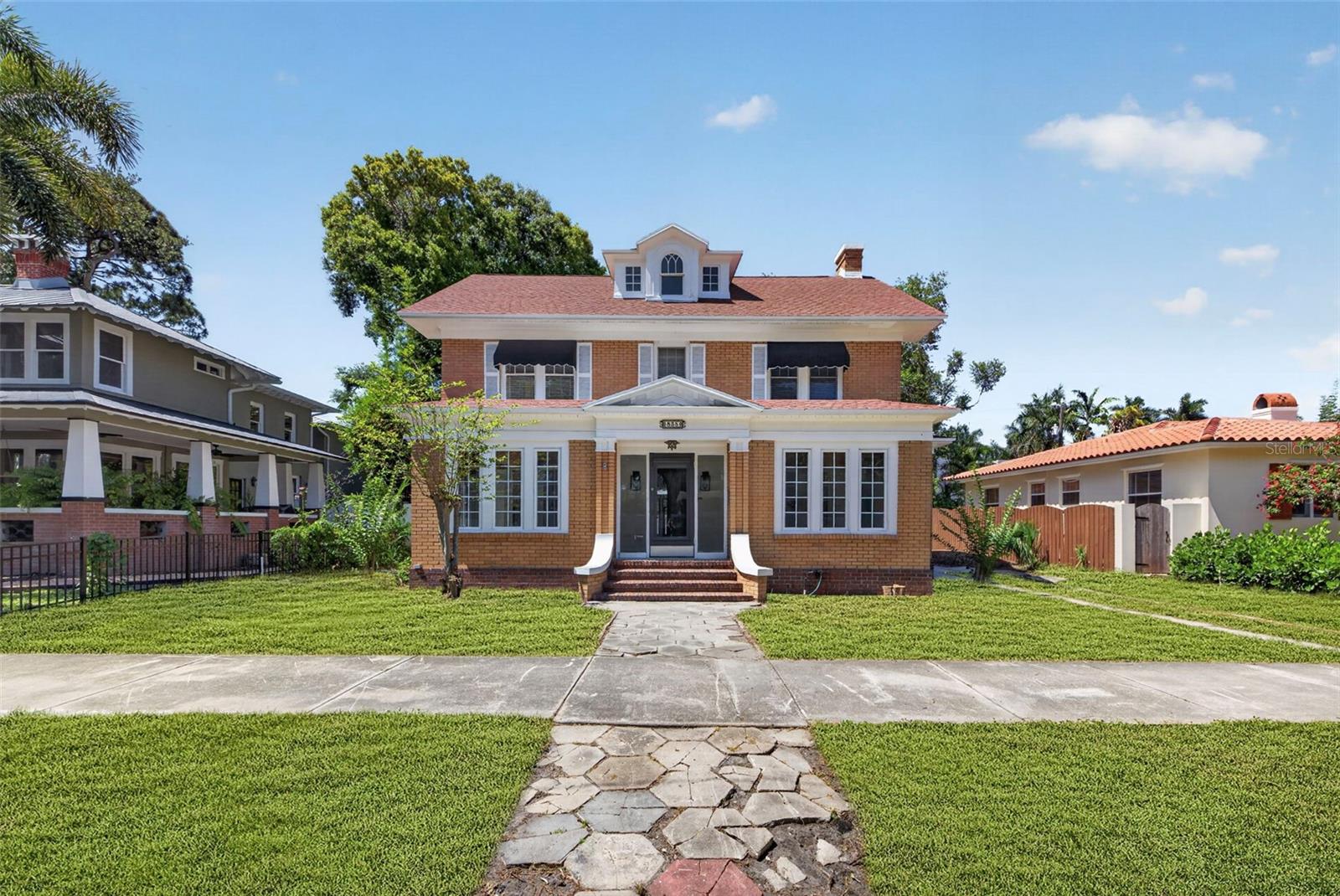 835 16TH AVE NE, ST PETERSBURG, FL, 33704