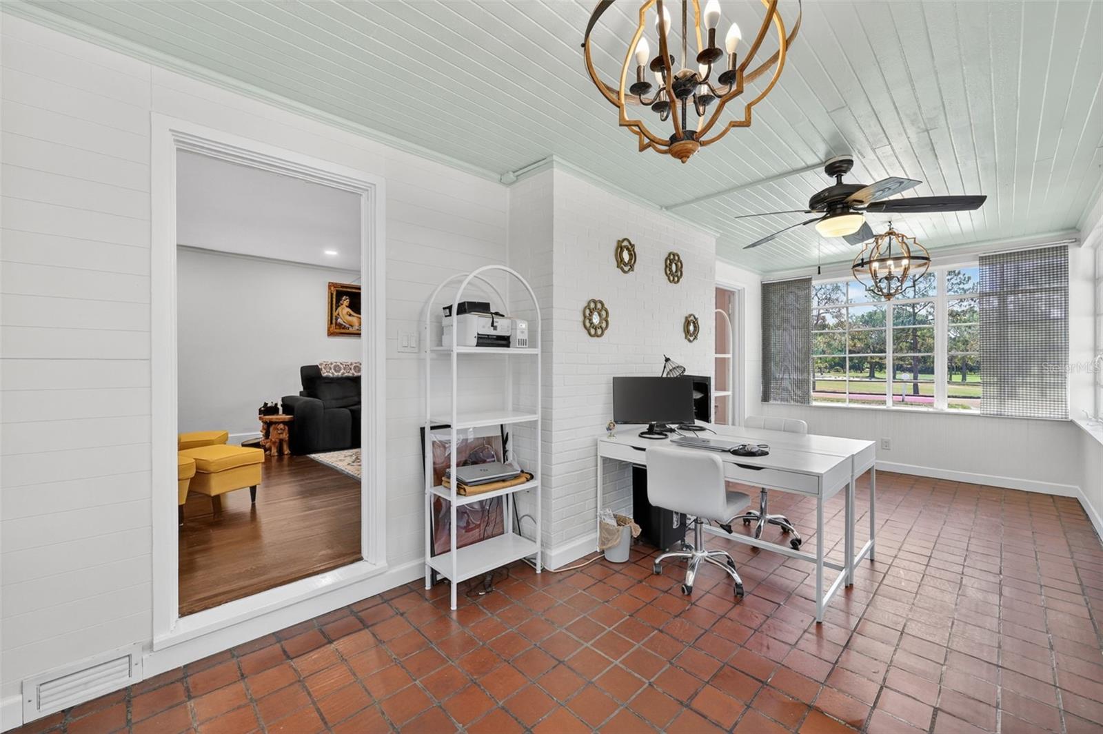 320 N BETTY LN, CLEARWATER, FL, 33755