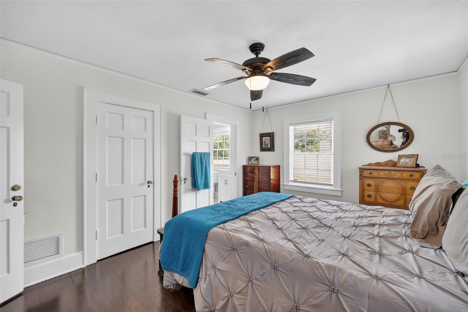 320 N BETTY LN, CLEARWATER, FL, 33755