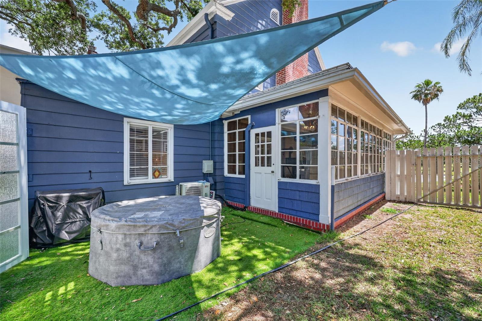 320 N BETTY LN, CLEARWATER, FL, 33755