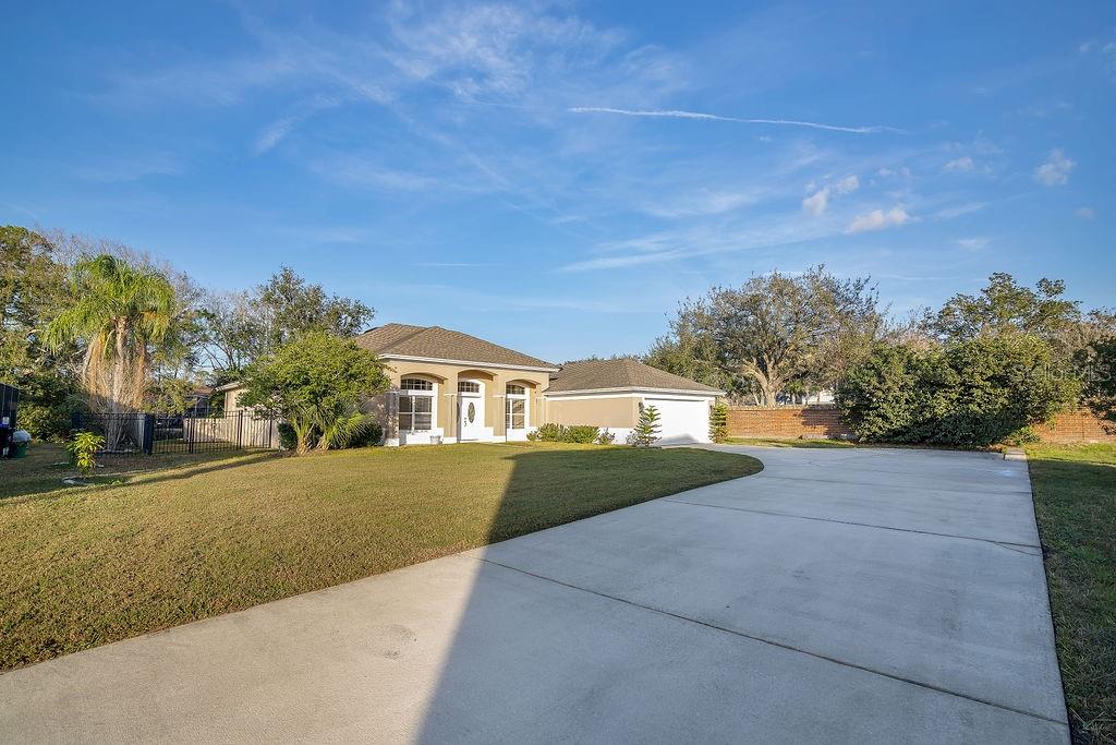 13330 MEERGATE CIR, ORLANDO, FL, 32837