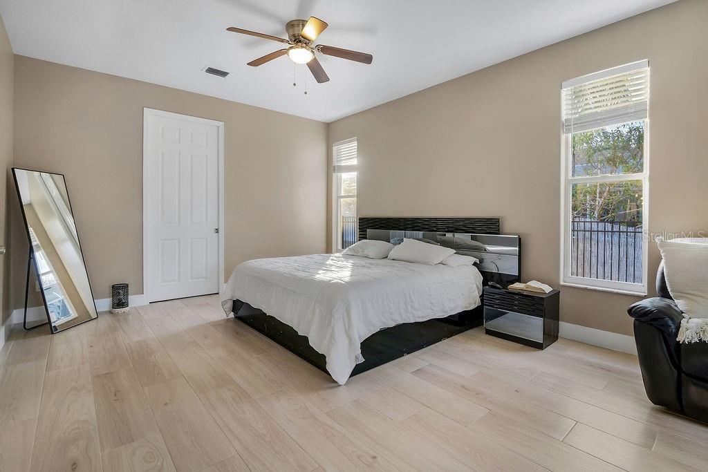 13330 MEERGATE CIR, ORLANDO, FL, 32837