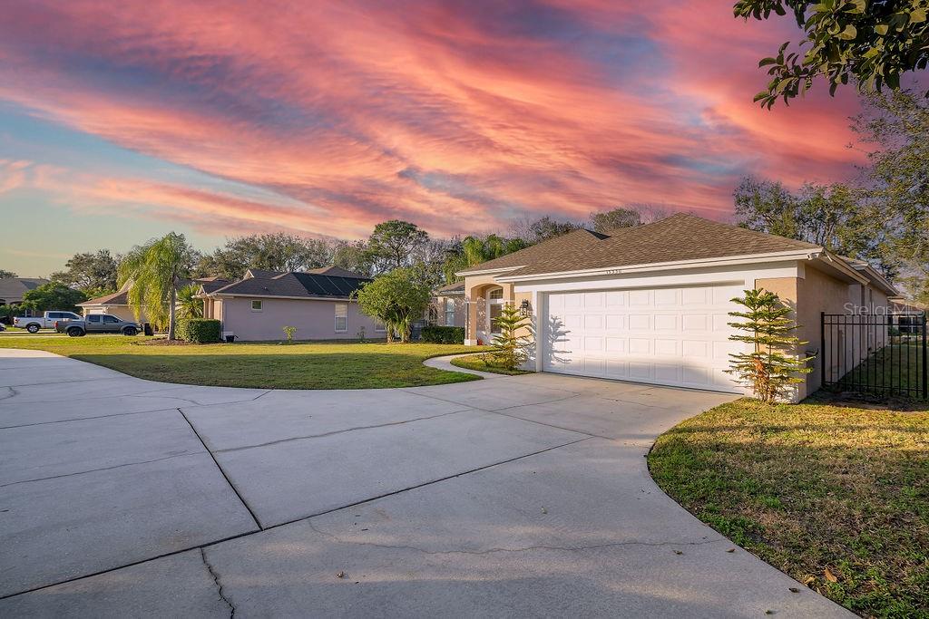 13330 MEERGATE CIR, ORLANDO, FL, 32837