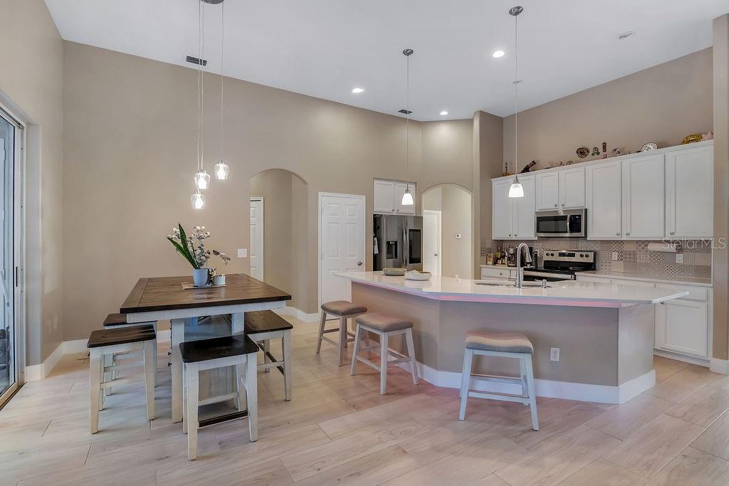13330 MEERGATE CIR, ORLANDO, FL, 32837