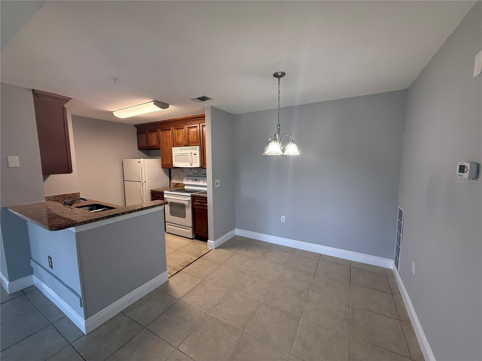 8932 MANOR LOOP #205, LAKEWOOD RANCH, FL, 34202