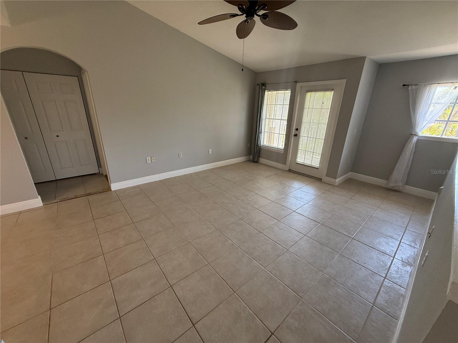 8932 MANOR LOOP #205, LAKEWOOD RANCH, FL, 34202