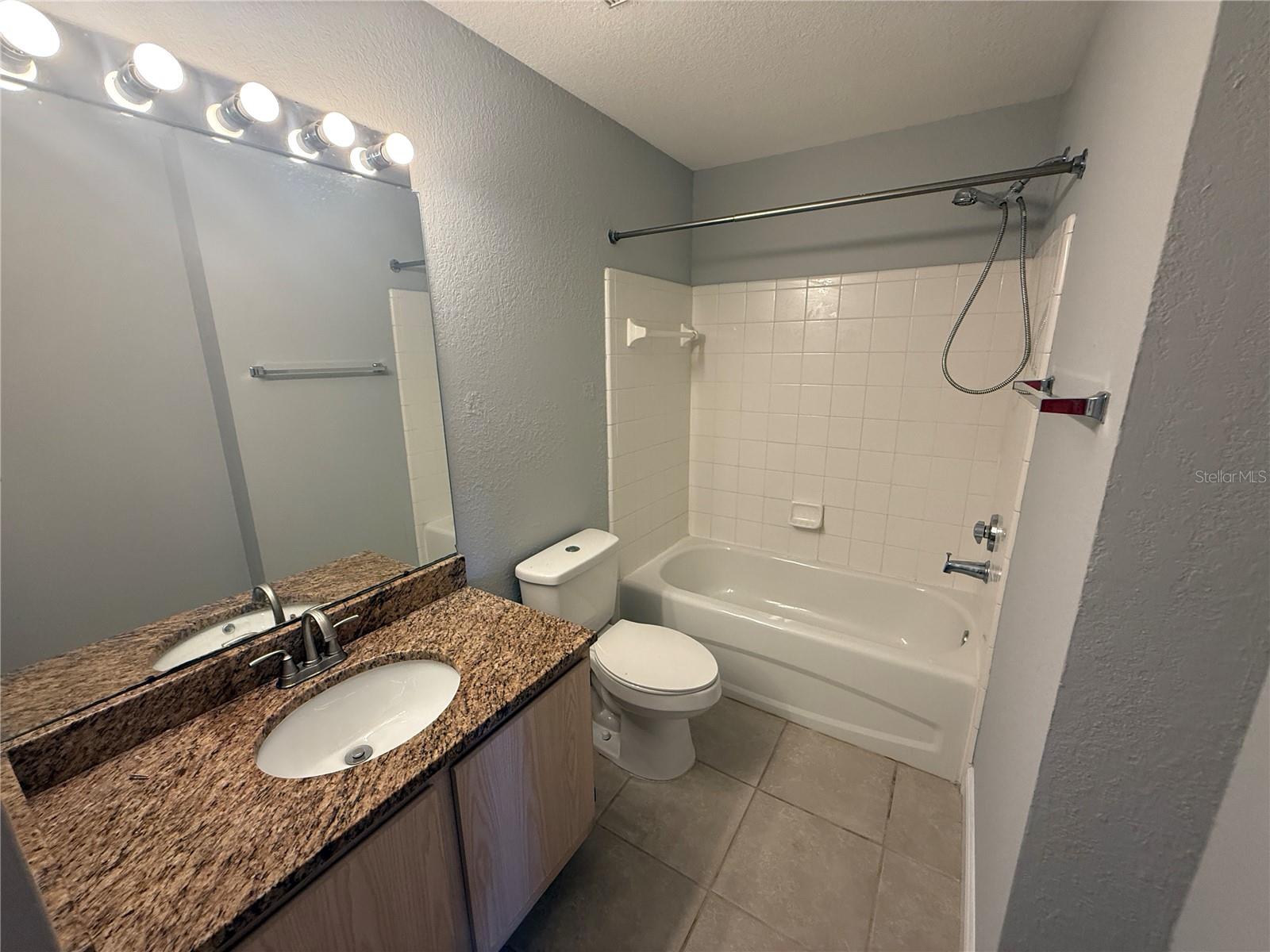 8932 MANOR LOOP #205, LAKEWOOD RANCH, FL, 34202