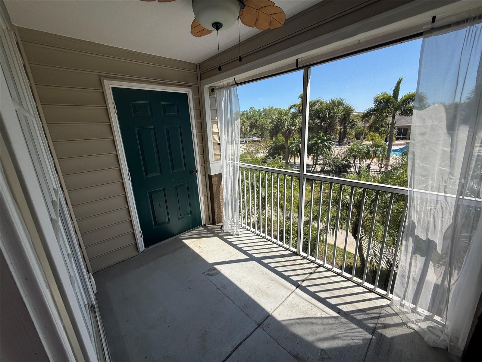 8932 MANOR LOOP #205, LAKEWOOD RANCH, FL, 34202