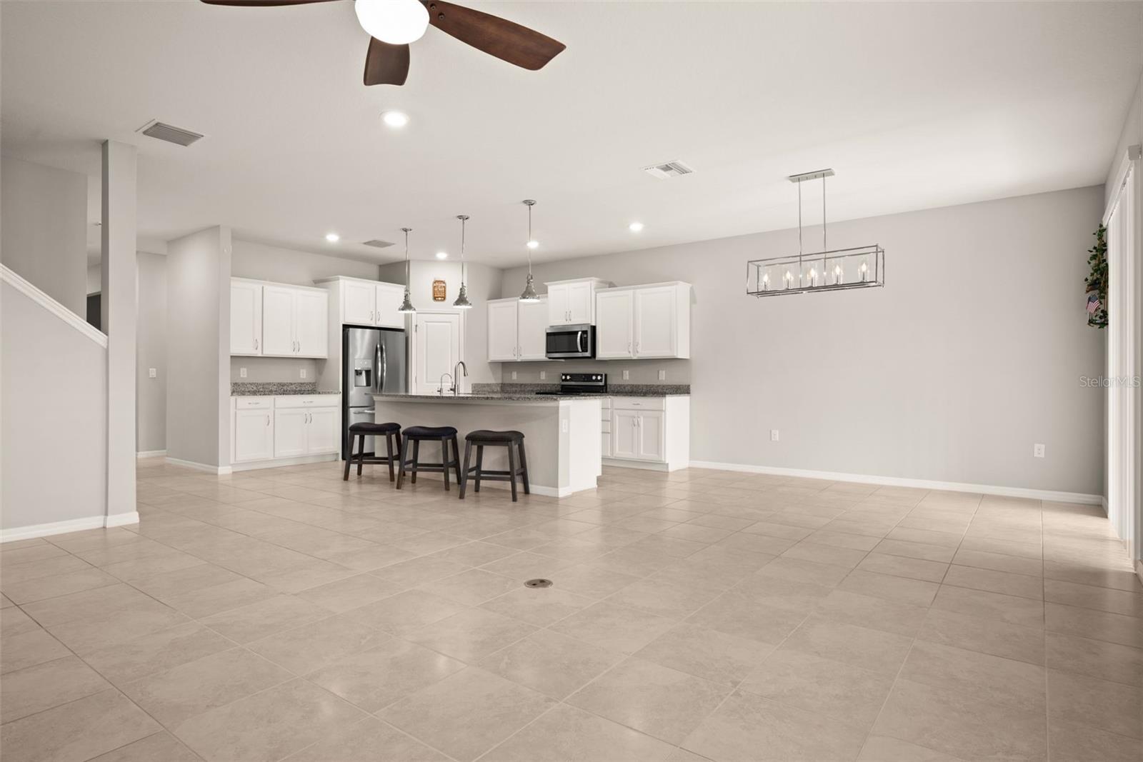 18929 BIRCHWOOD GROVES DR, LUTZ, FL, 33558
