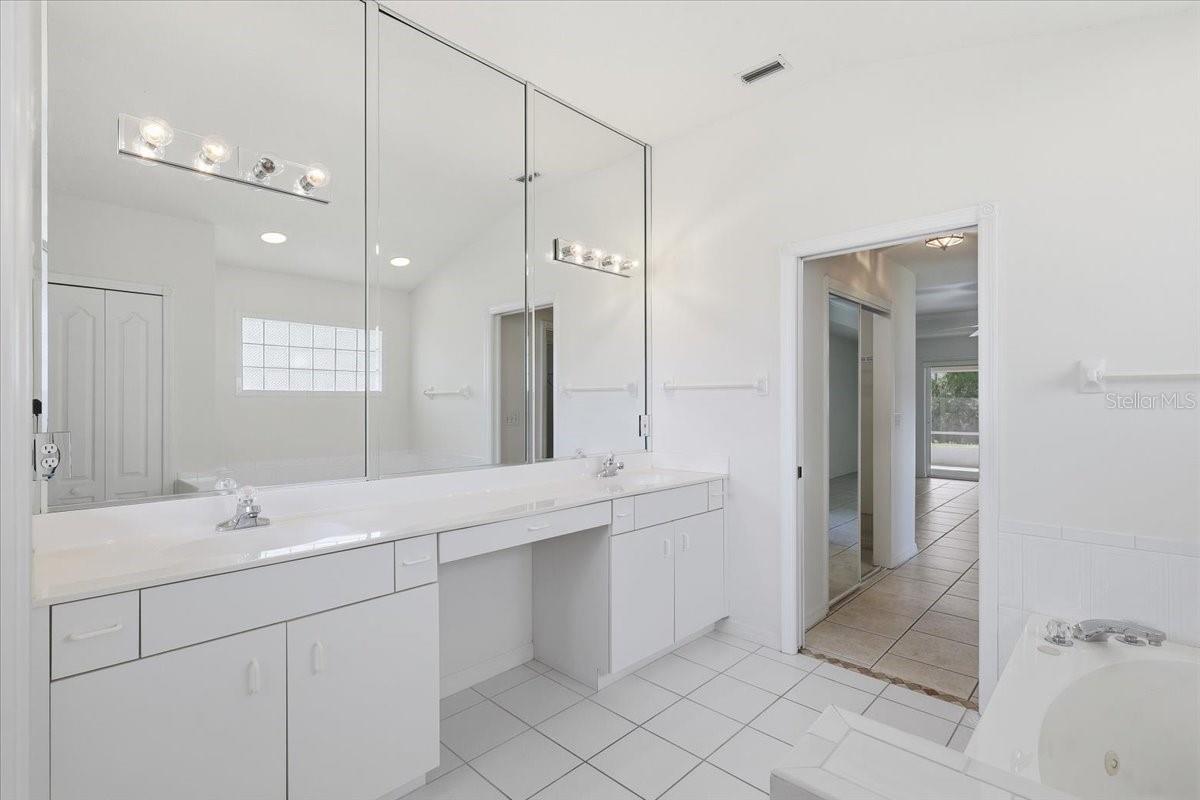 122 BELLEAIRE DR, PALM COAST, FL, 32137