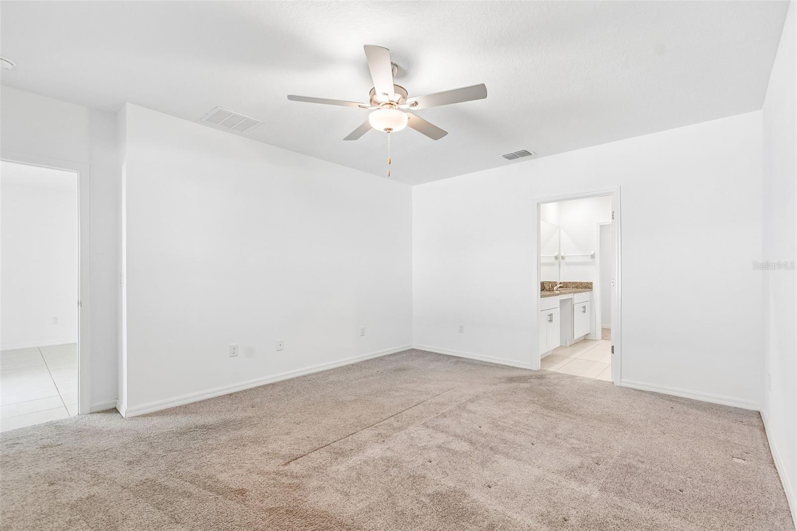 6450 BACK FORTY LOOP, ZEPHYRHILLS, FL, 33541