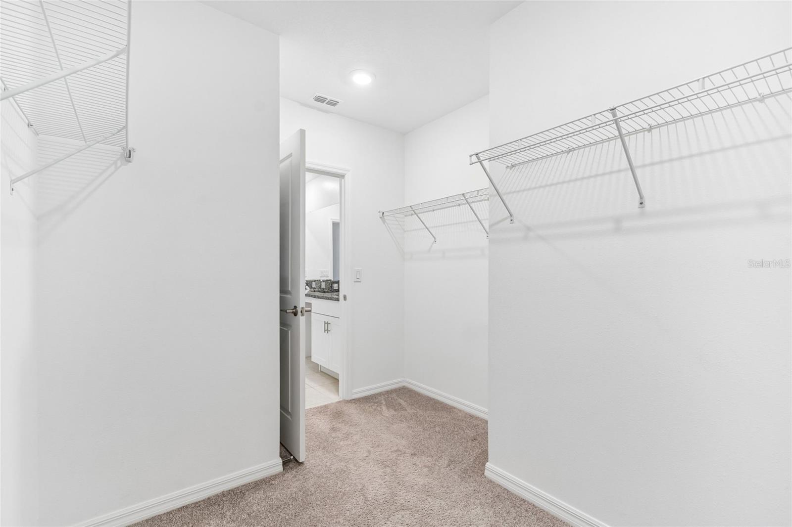 6450 BACK FORTY LOOP, ZEPHYRHILLS, FL, 33541