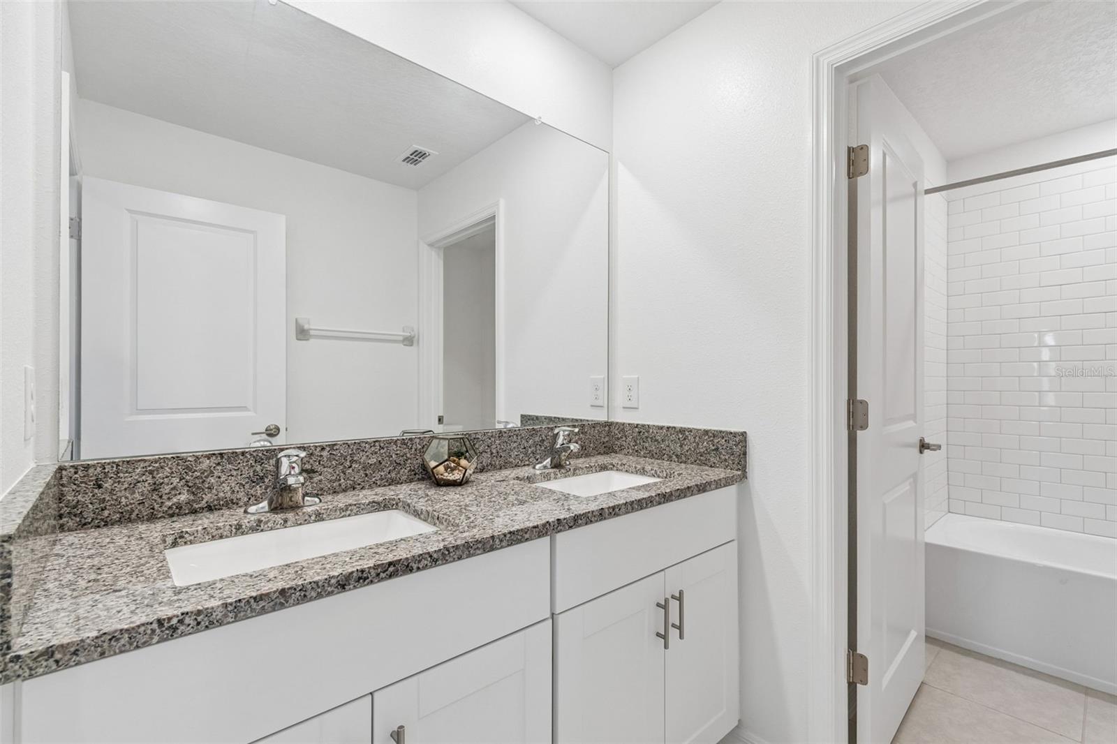 6450 BACK FORTY LOOP, ZEPHYRHILLS, FL, 33541