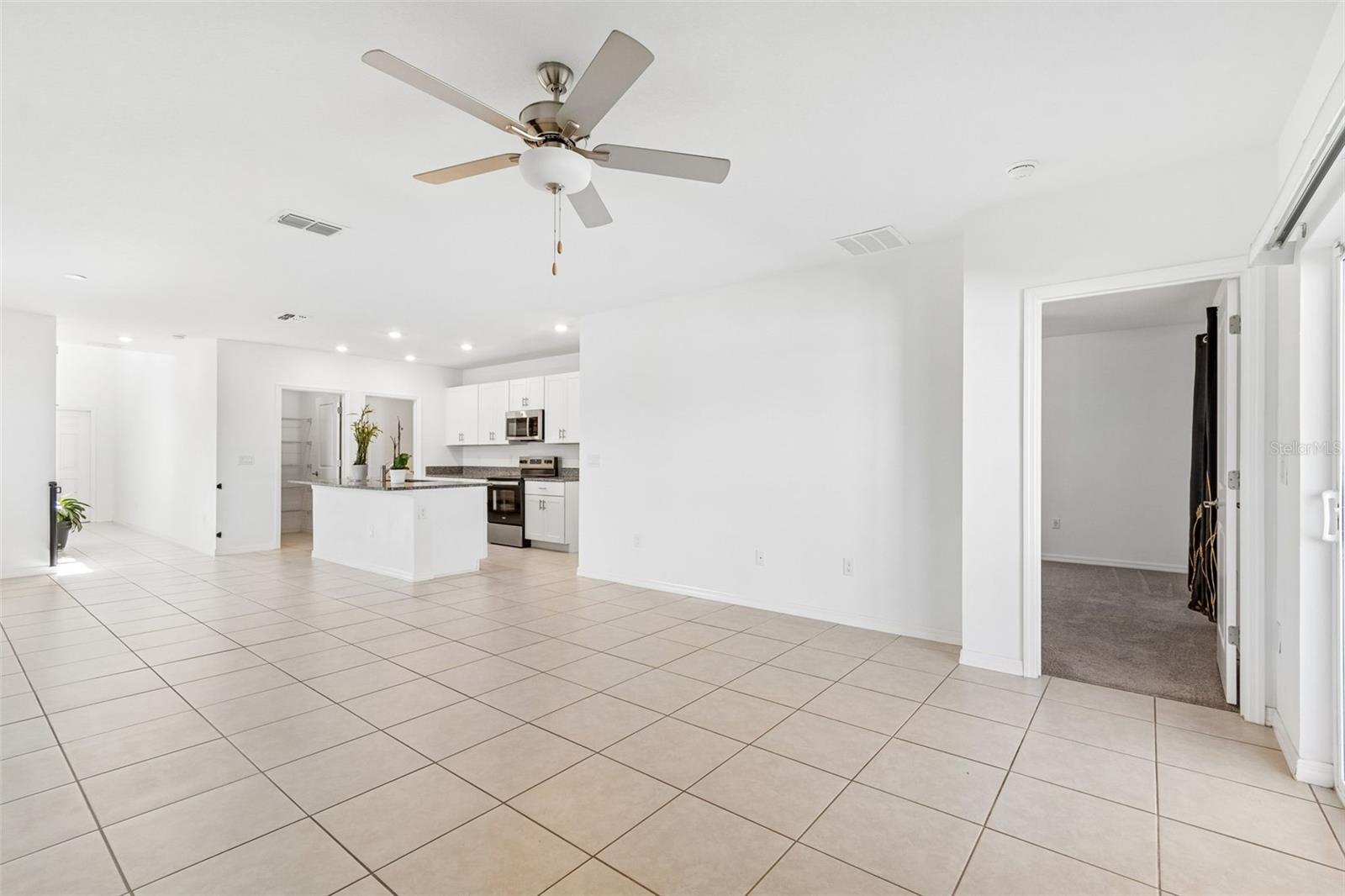 6450 BACK FORTY LOOP, ZEPHYRHILLS, FL, 33541