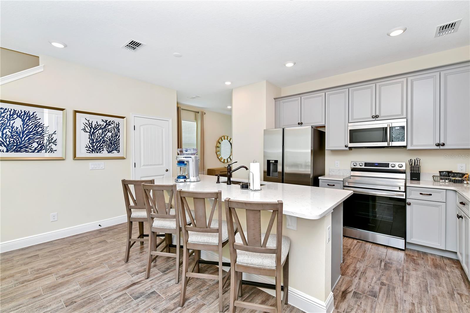 8196 COCONUT PL, KISSIMMEE, FL, 34747