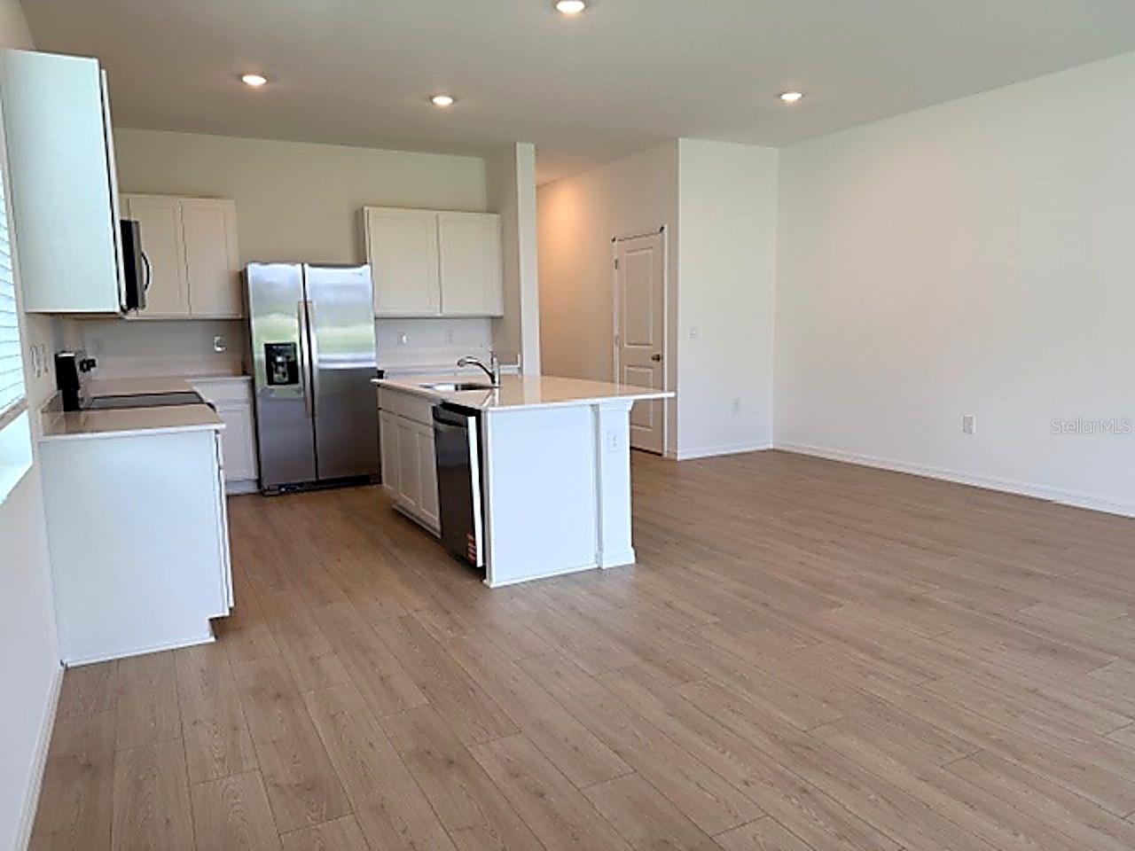 32492 WELLING BLADE LOOP, WESLEY CHAPEL, FL, 33545