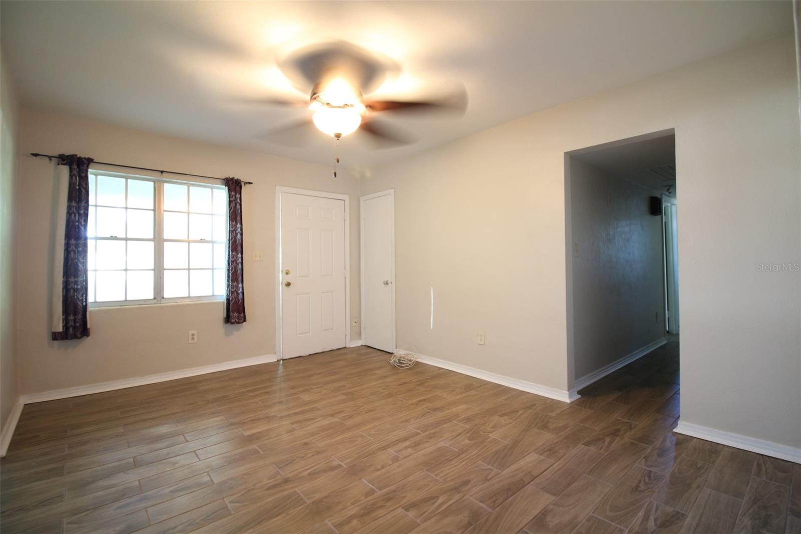 350 BONNYVIEW DR, LAKELAND, FL, 33801