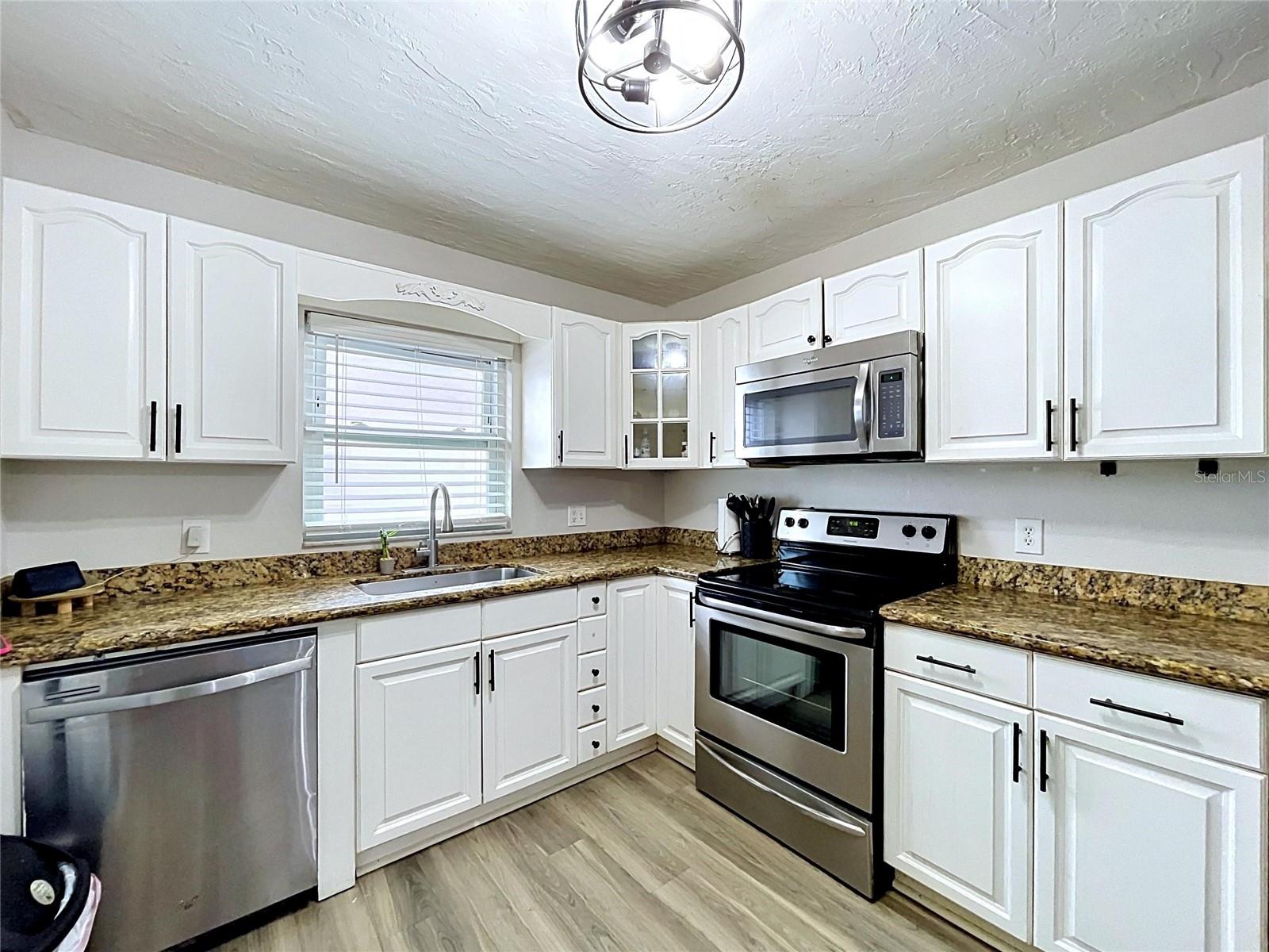 8320 43RD WAY N, PINELLAS PARK, FL, 33781
