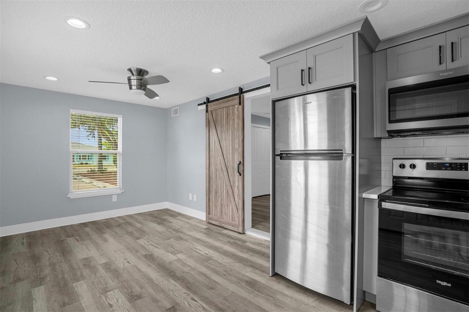 4521 EDGEWATER DR #3, ORLANDO, FL, 32804