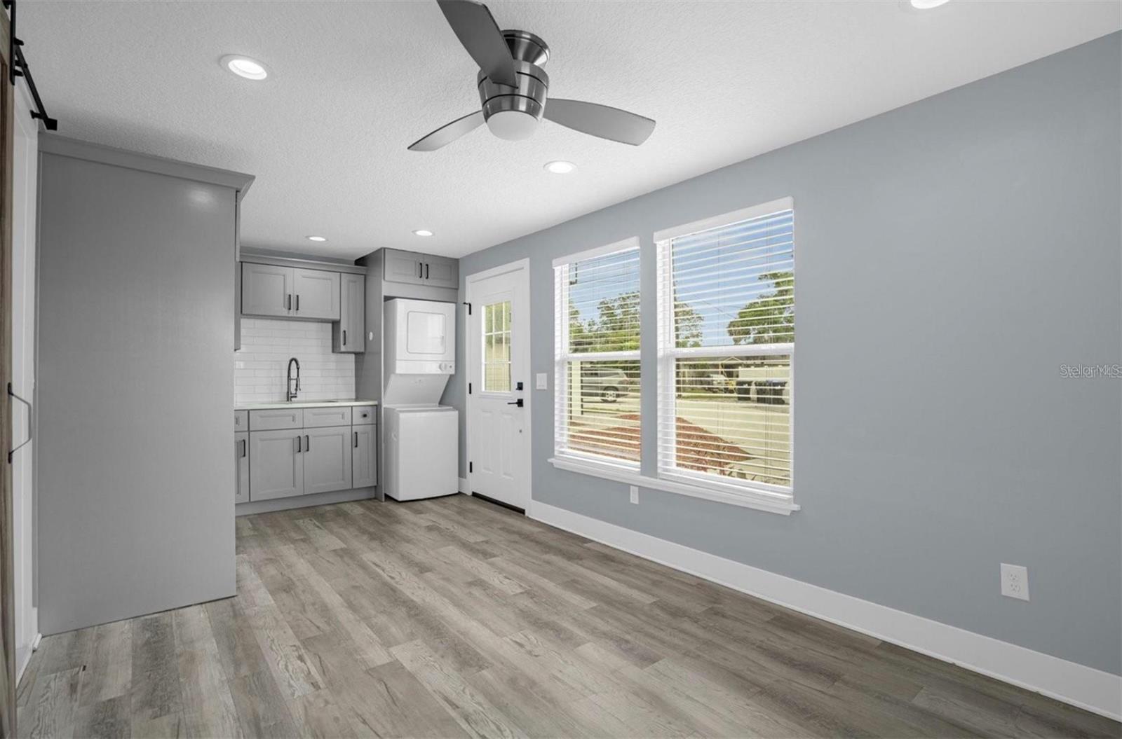 4521 EDGEWATER DR #3, ORLANDO, FL, 32804
