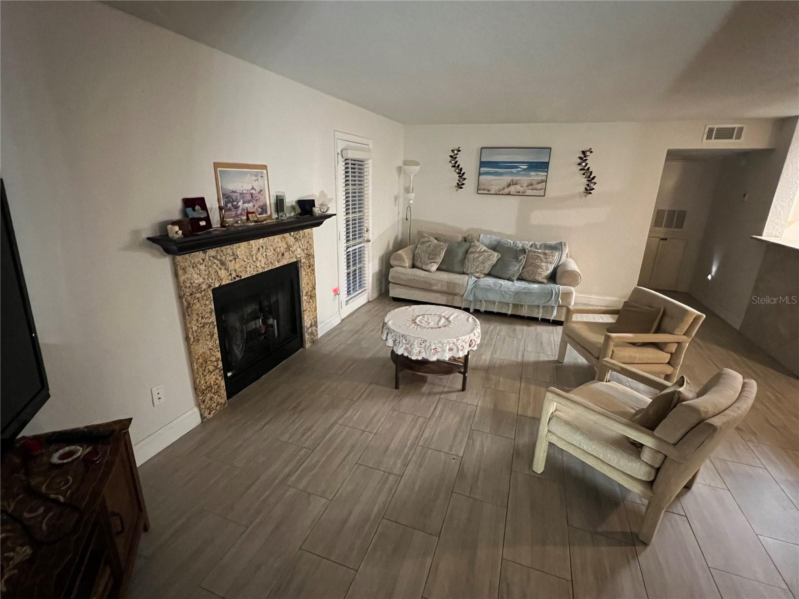 5587 DEVONBRIAR WAY #J105, ORLANDO, FL, 32822