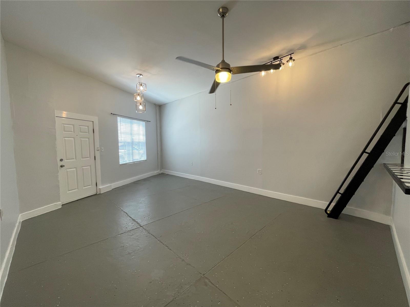 2305 W TEXAS AVE #5, TAMPA, FL, 33629