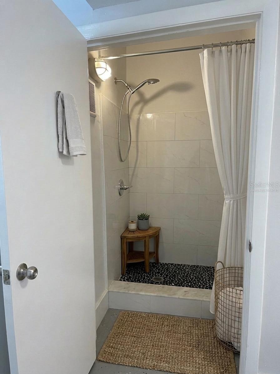 2305 W TEXAS AVE #5, TAMPA, FL, 33629