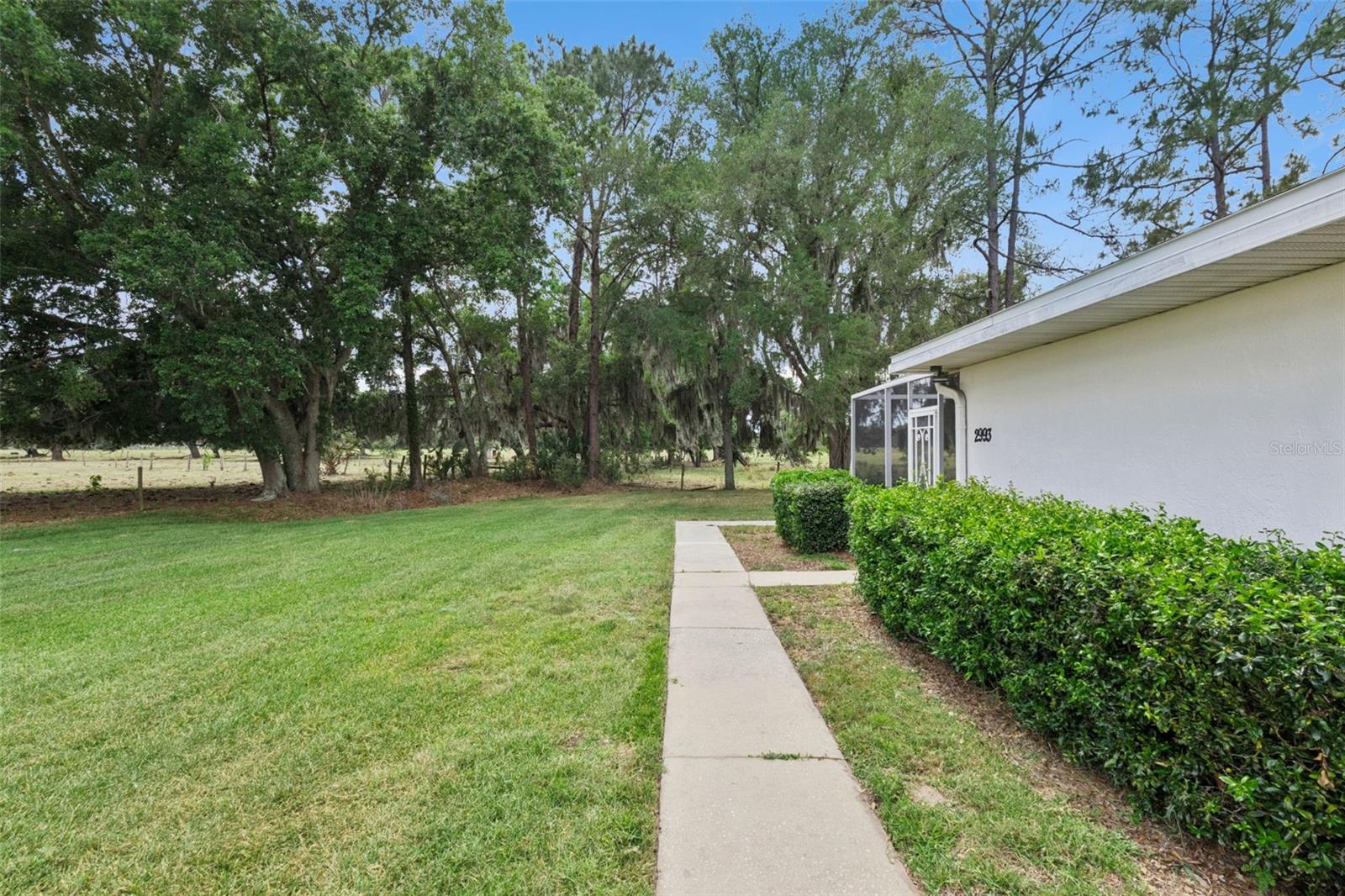 2993 POPLAR AVE, LEESBURG, FL, 34748