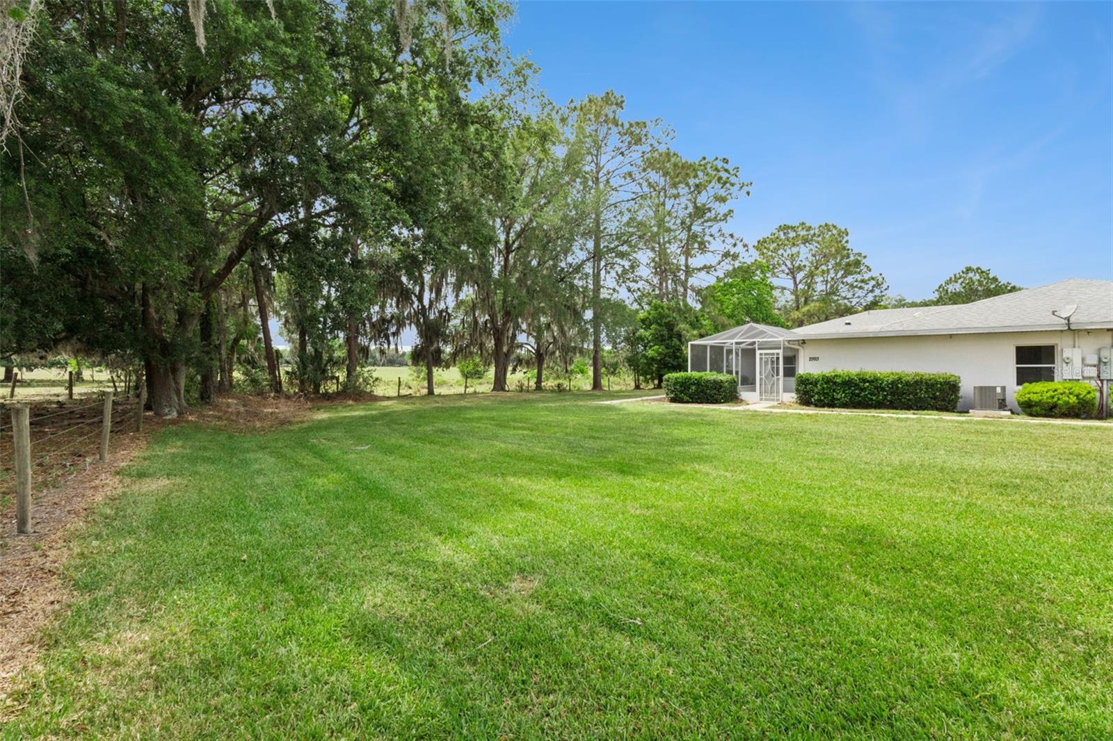 2993 POPLAR AVE, LEESBURG, FL, 34748
