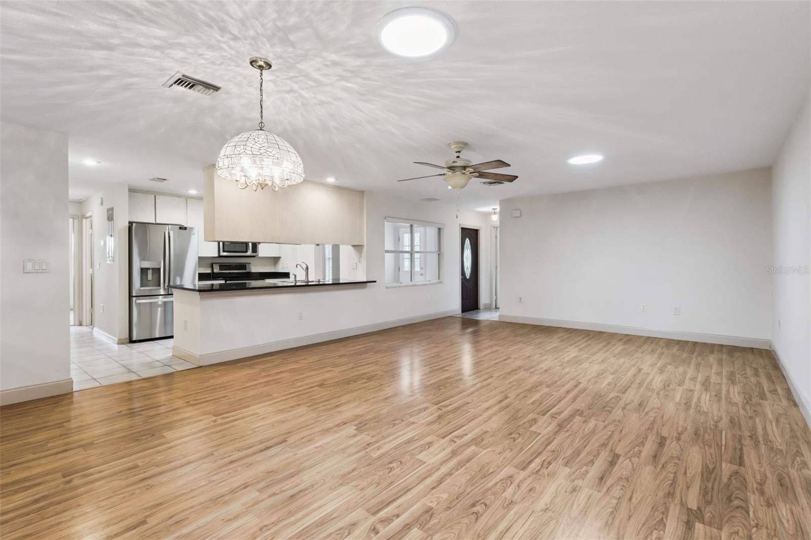 2993 POPLAR AVE, LEESBURG, FL, 34748