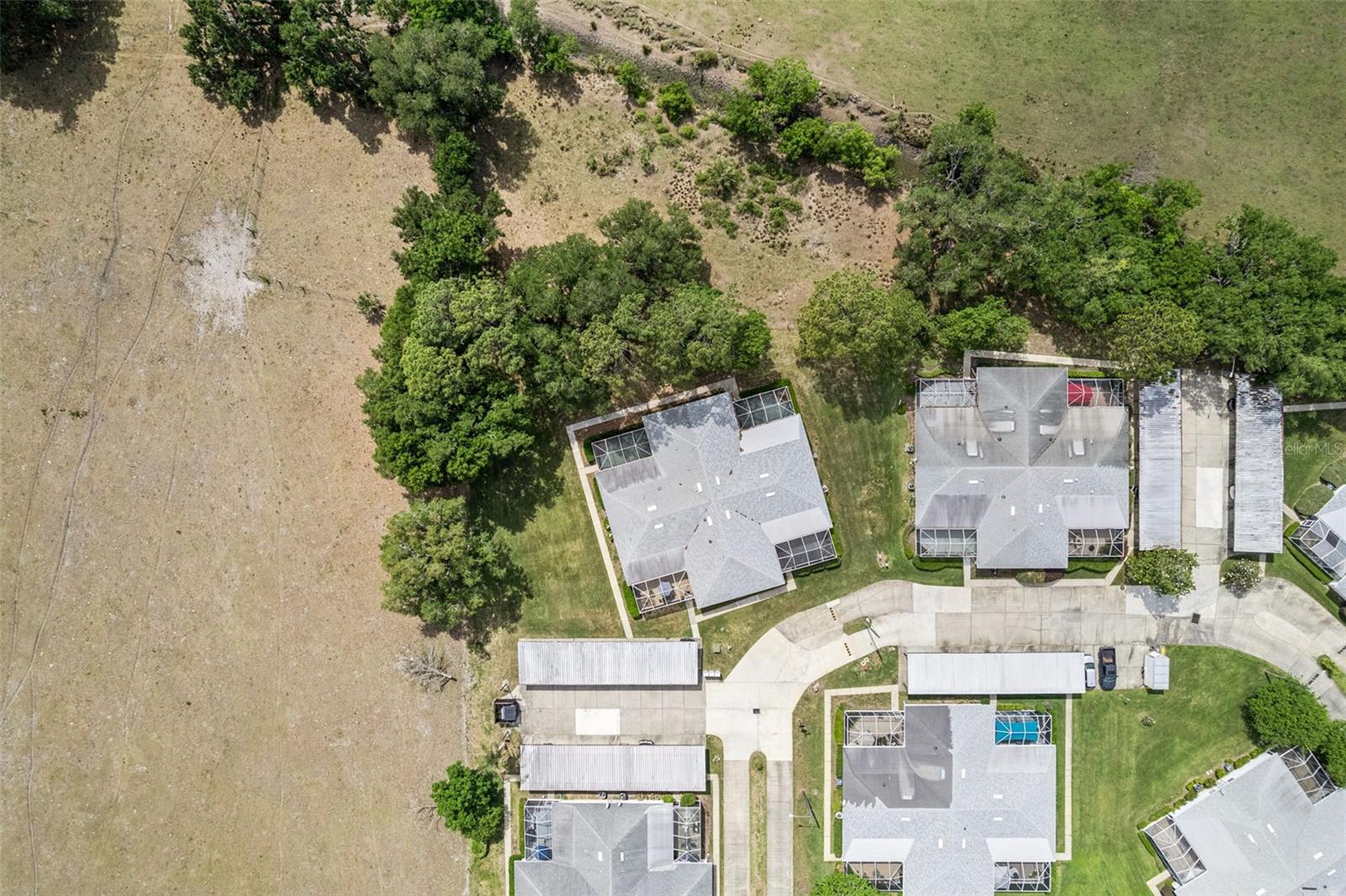 2993 POPLAR AVE, LEESBURG, FL, 34748