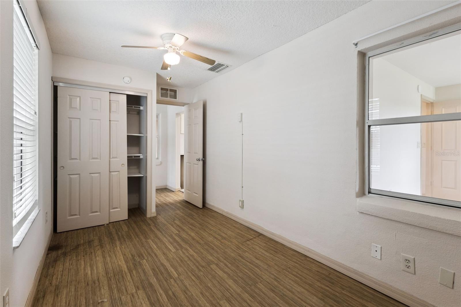 2993 POPLAR AVE, LEESBURG, FL, 34748