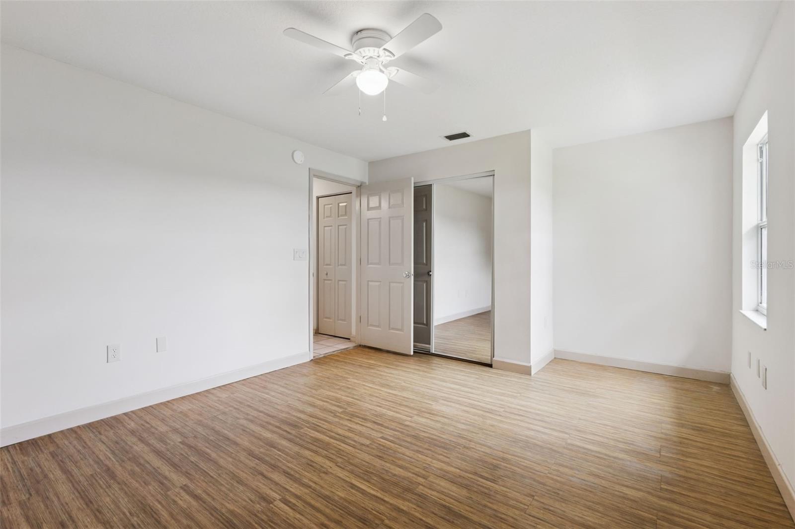 2993 POPLAR AVE, LEESBURG, FL, 34748