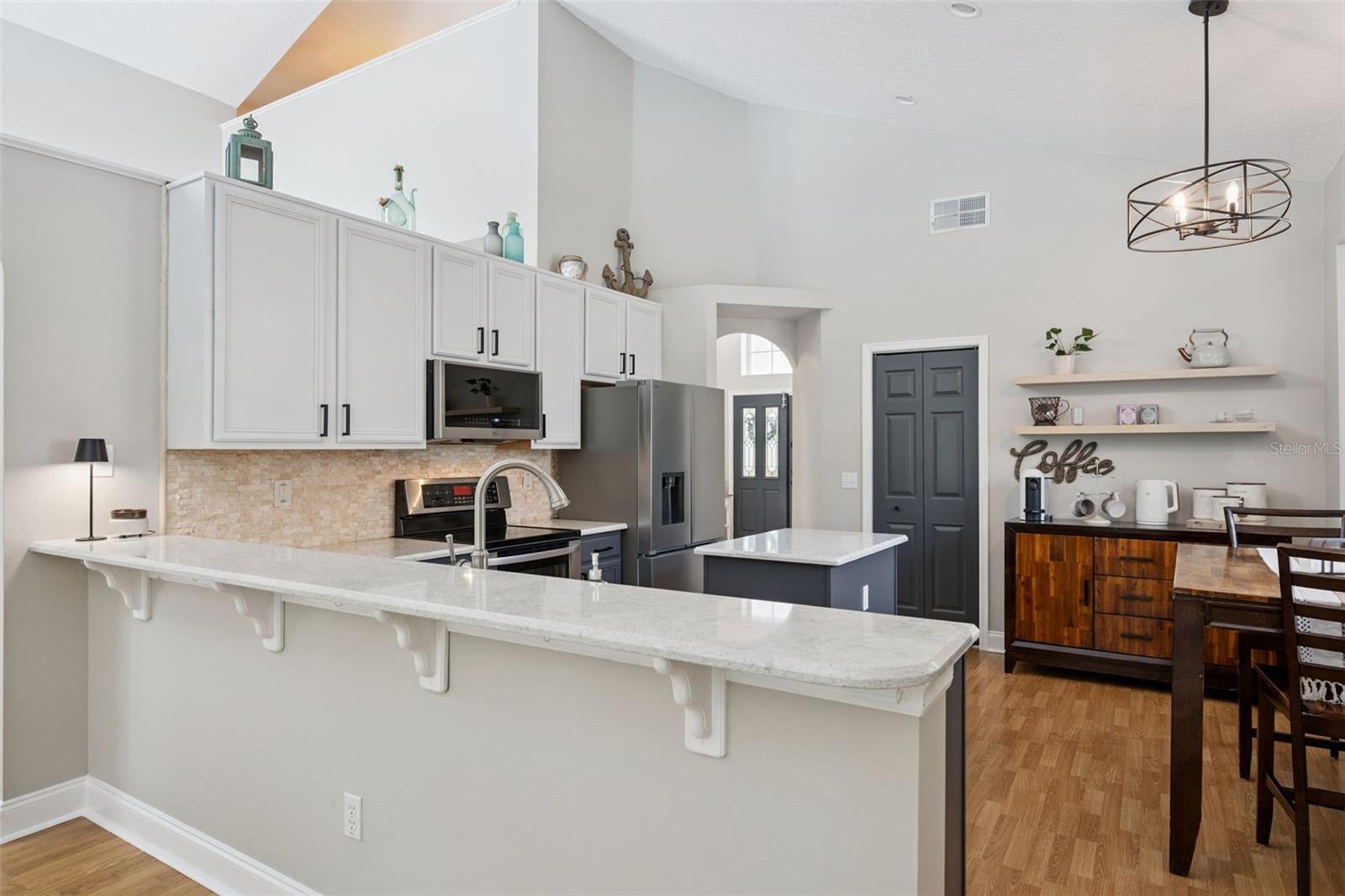 2563 WALNUT HEIGHTS RD, APOPKA, FL, 32703