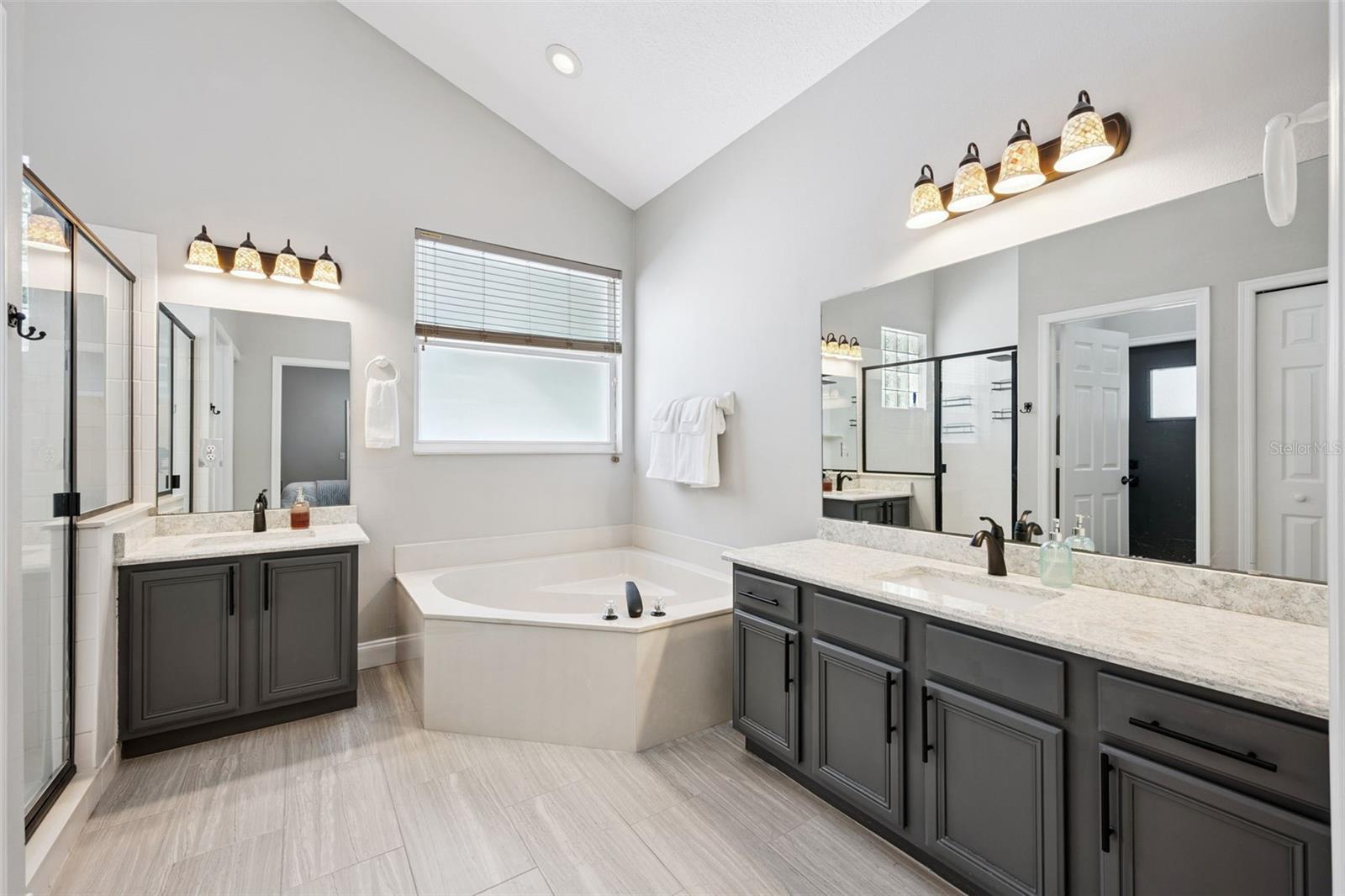 2563 WALNUT HEIGHTS RD, APOPKA, FL, 32703