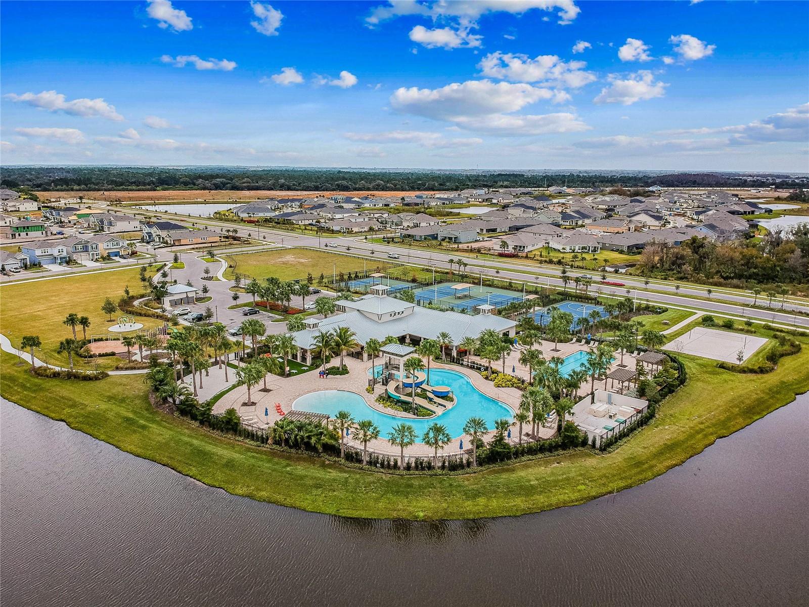 5722 SILVER SUN DR, APOLLO BEACH, FL, 33572