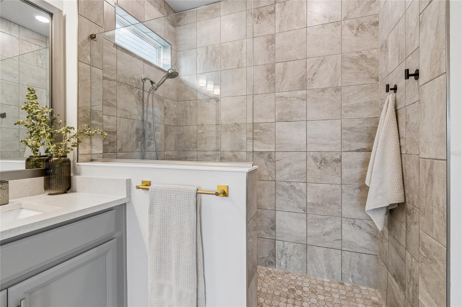 5722 SILVER SUN DR, APOLLO BEACH, FL, 33572