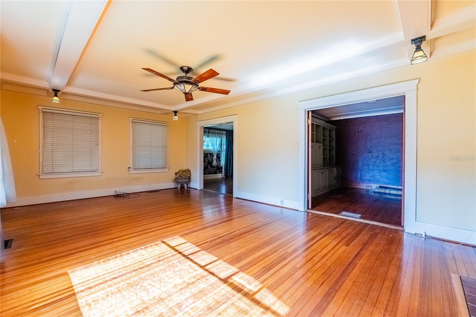 116 S LAKESHORE BLVD, LAKE WALES, FL, 33853