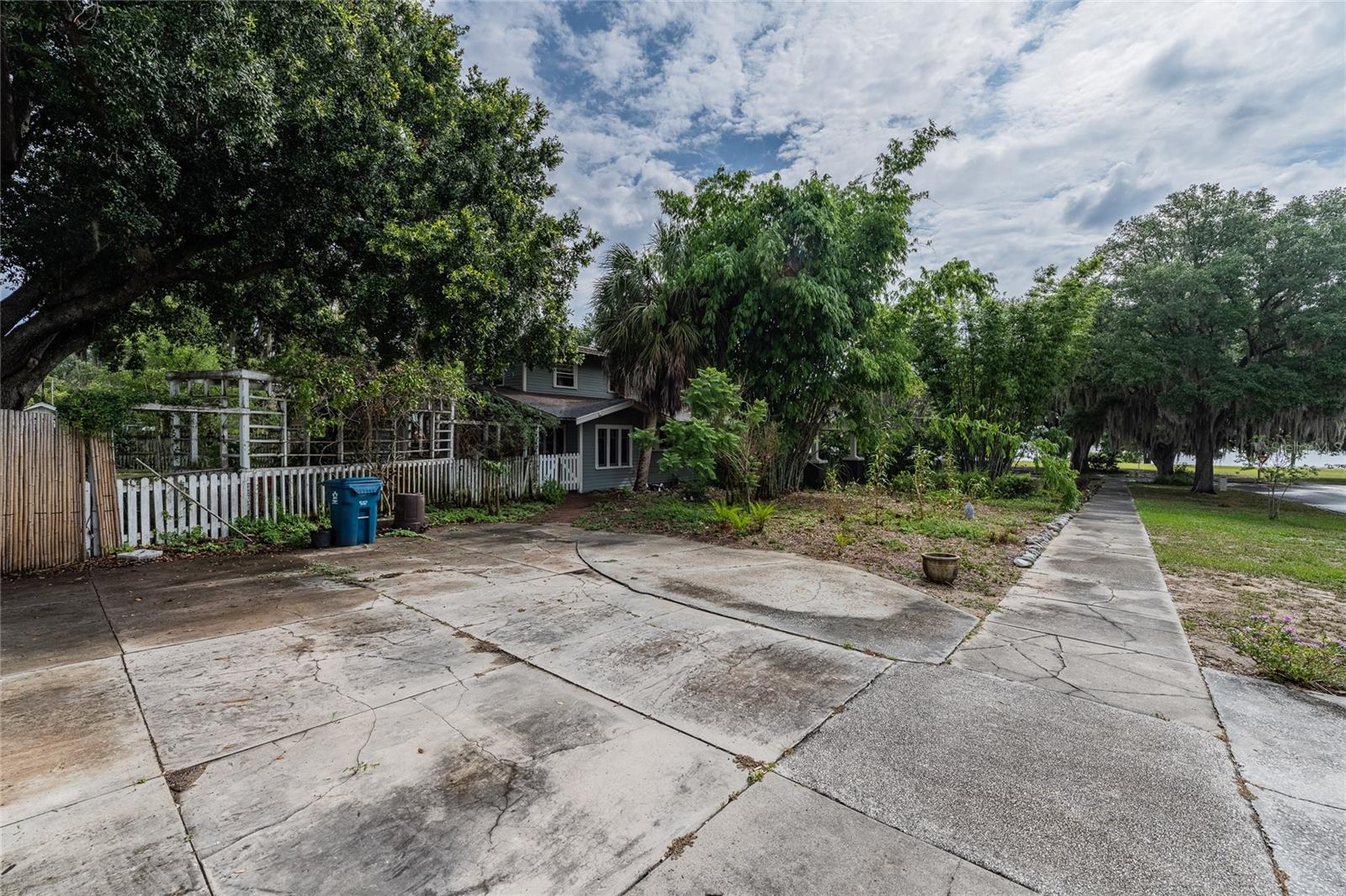 116 S LAKESHORE BLVD, LAKE WALES, FL, 33853
