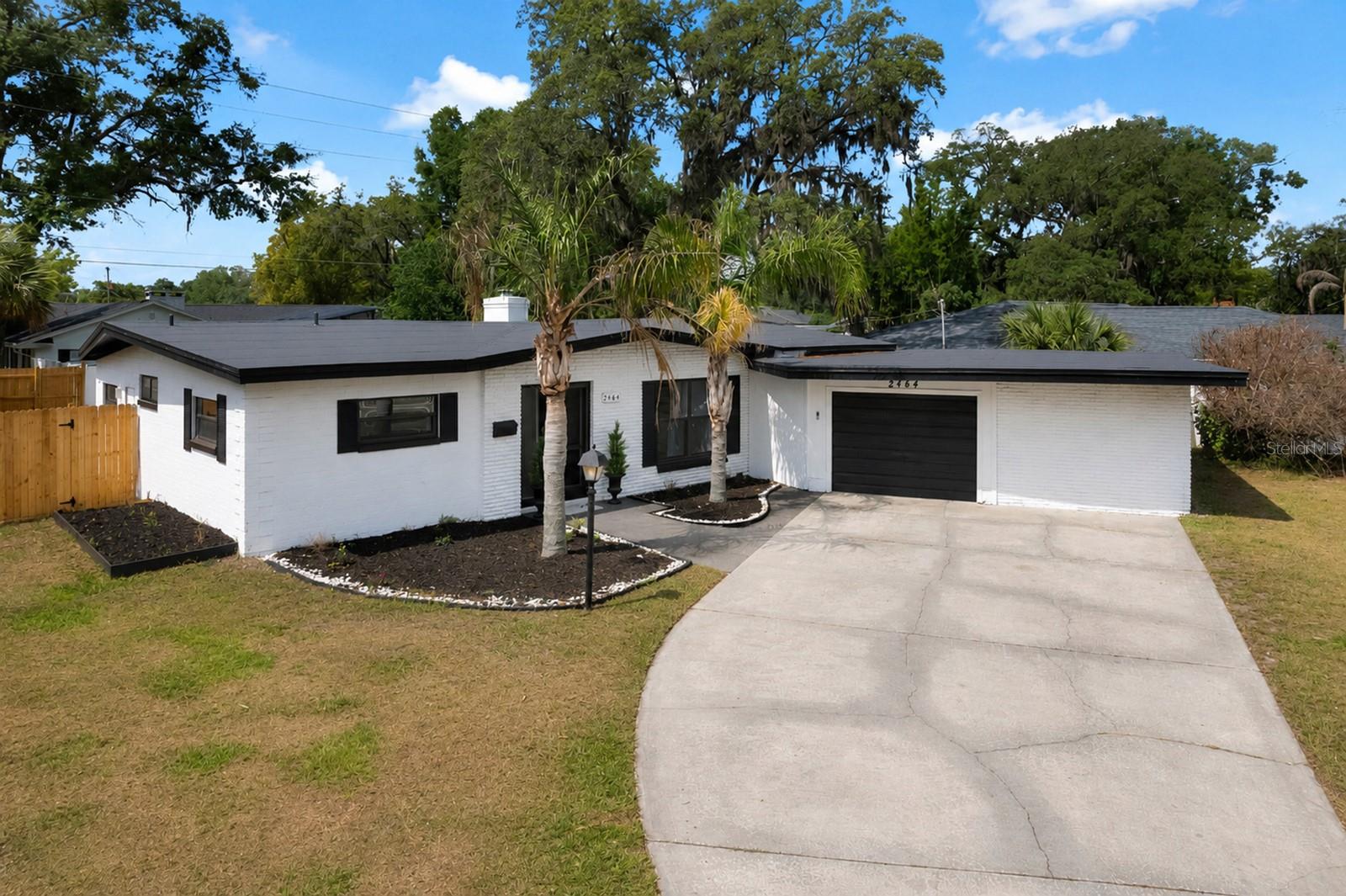 2464 DERBYSHIRE RD, MAITLAND, FL, 32751