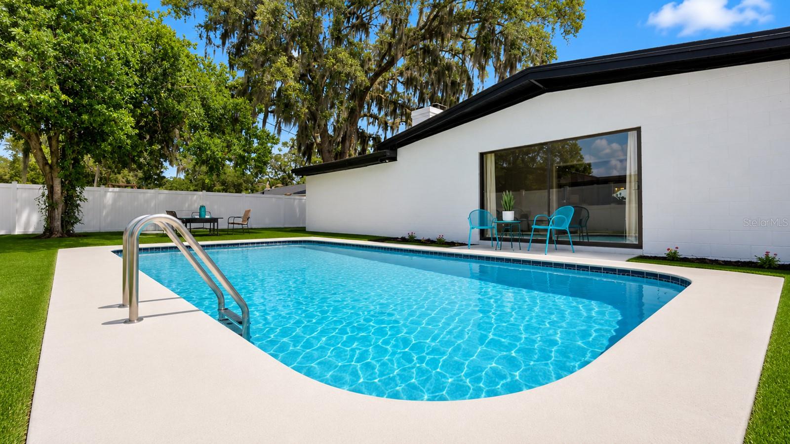 2464 DERBYSHIRE RD, MAITLAND, FL, 32751