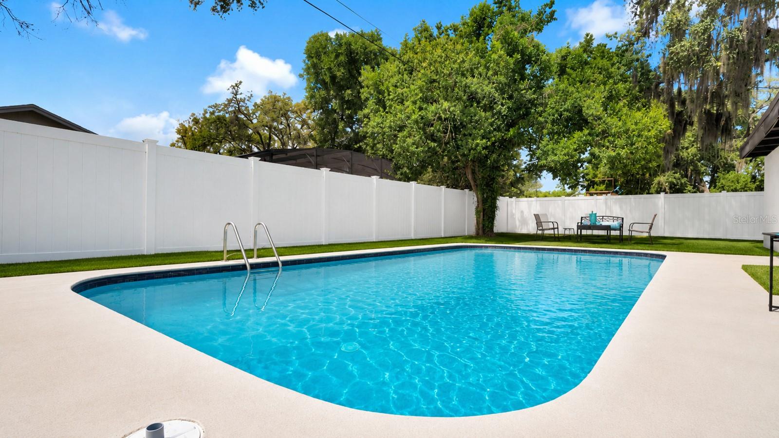 2464 DERBYSHIRE RD, MAITLAND, FL, 32751